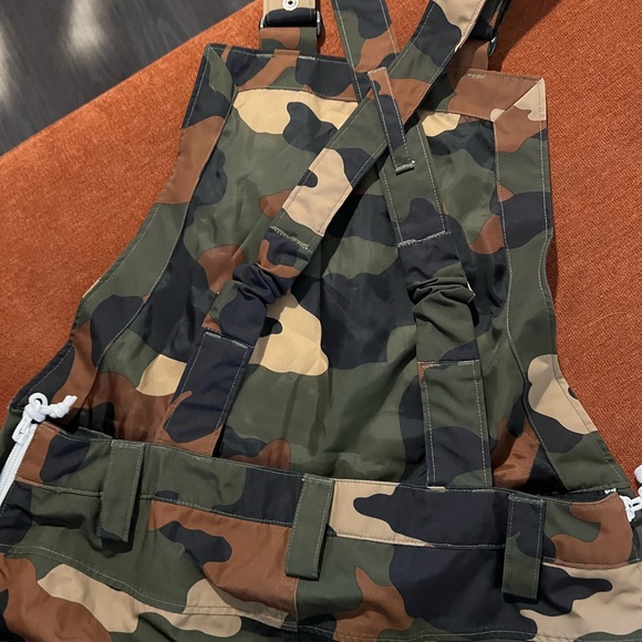 Armada Camouflage Snow Bib - Picture 5 of 12
